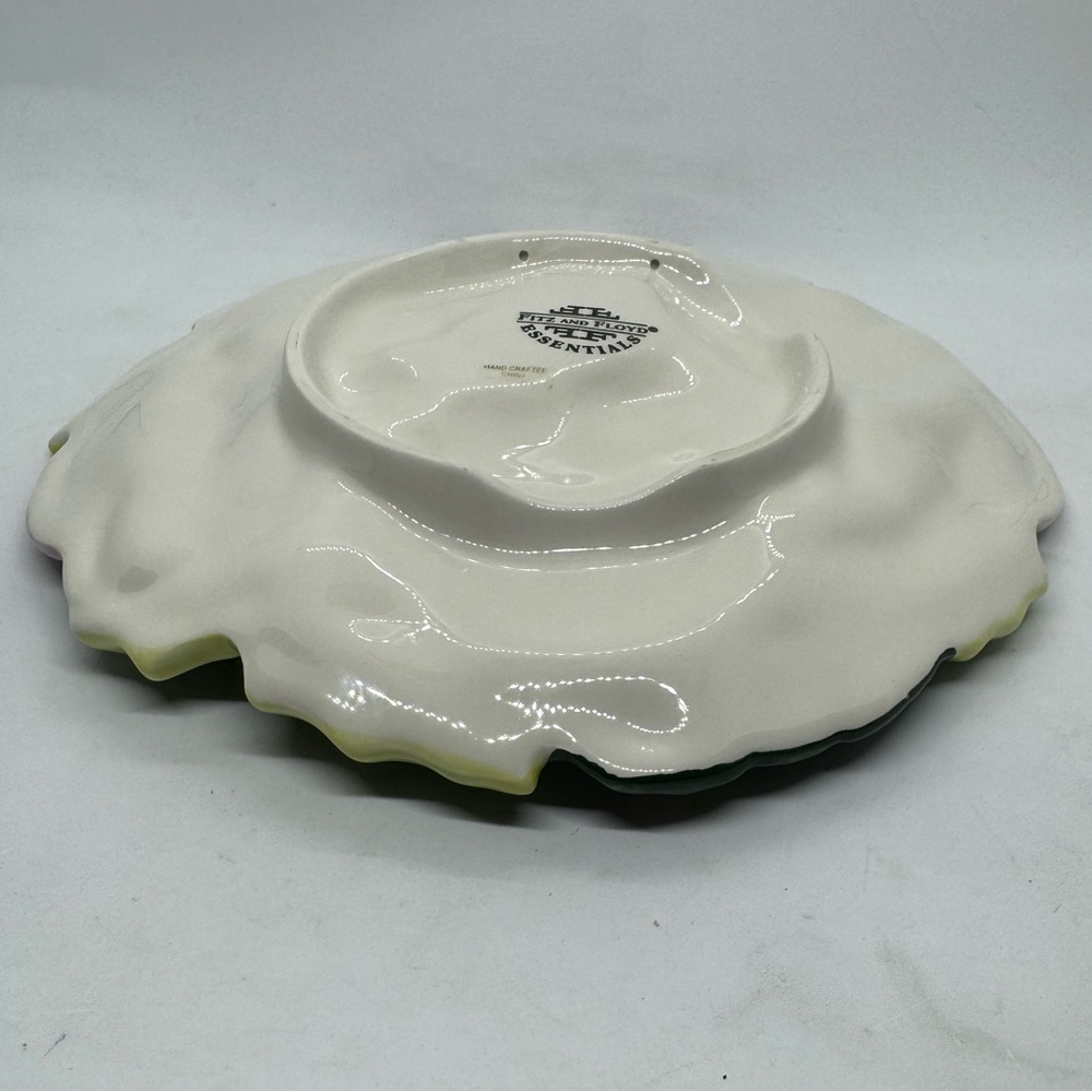 Fitz & Floyd Essentials Hand Painted Ceramic Plate Depicting Cat & Ornaments - Picture 3 of 5